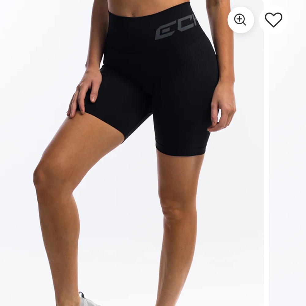 NWOT ECHT Arise Scrunch Butt Bike Seamless Bike Shorts Black - Size M